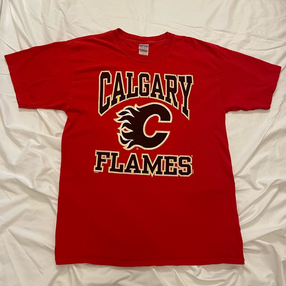 Vintage Y2K Calgary Flames Tee